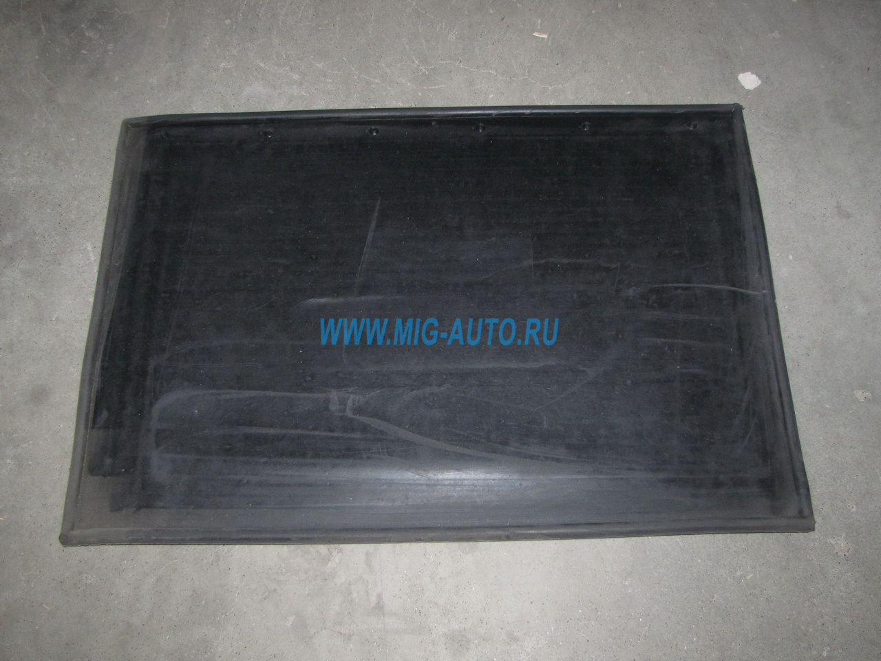 Брызговик прицепа резина (470х680) 93866-8511111