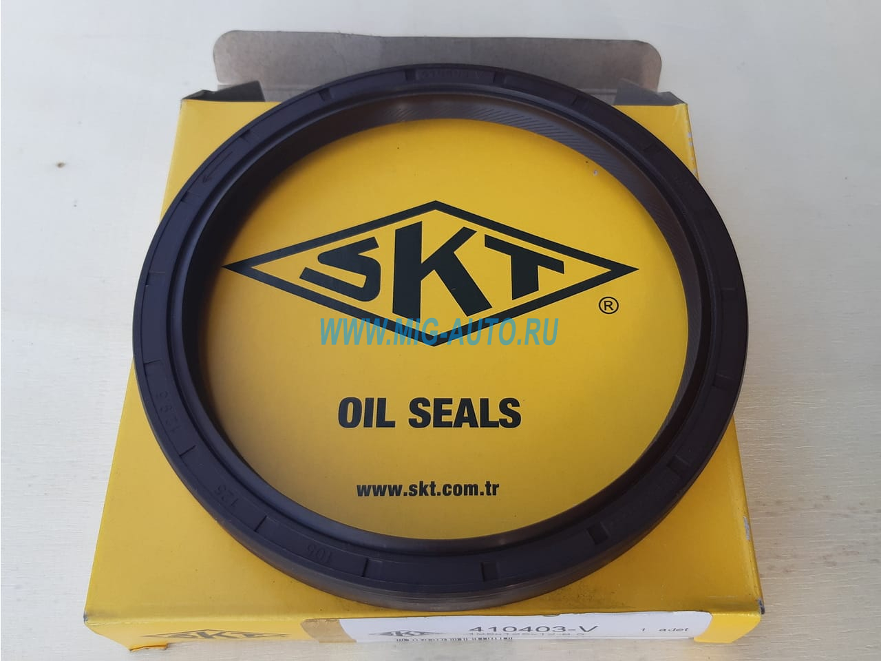 Манжета хвостовика (105х125х12-9,5) / SKT 410403-V