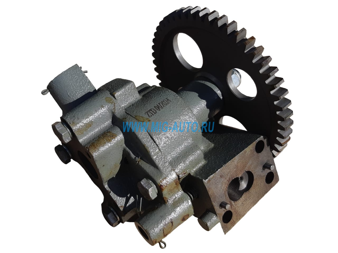 Насос масляный Евро с шестерней / ZTD 740.11-1011010