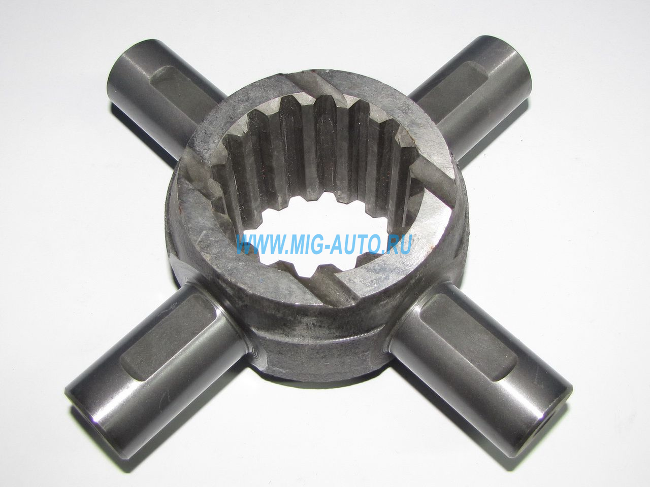 Крестовина МОД 6520 голая / ПАО КамАЗ 6520-2506060