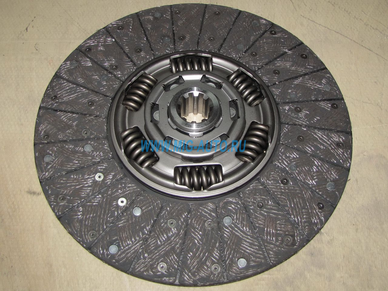 Диск сцепления ведомый (362мм) (ан.1878004238,1878063531) / ZTD 1878079331