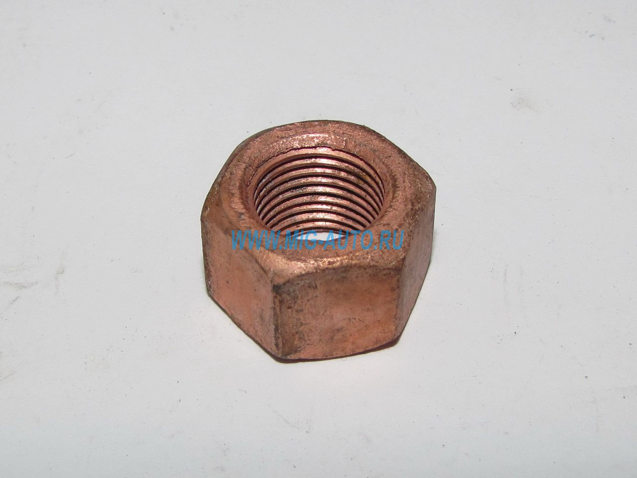 Гайка головки блока (омедн.) 311423
