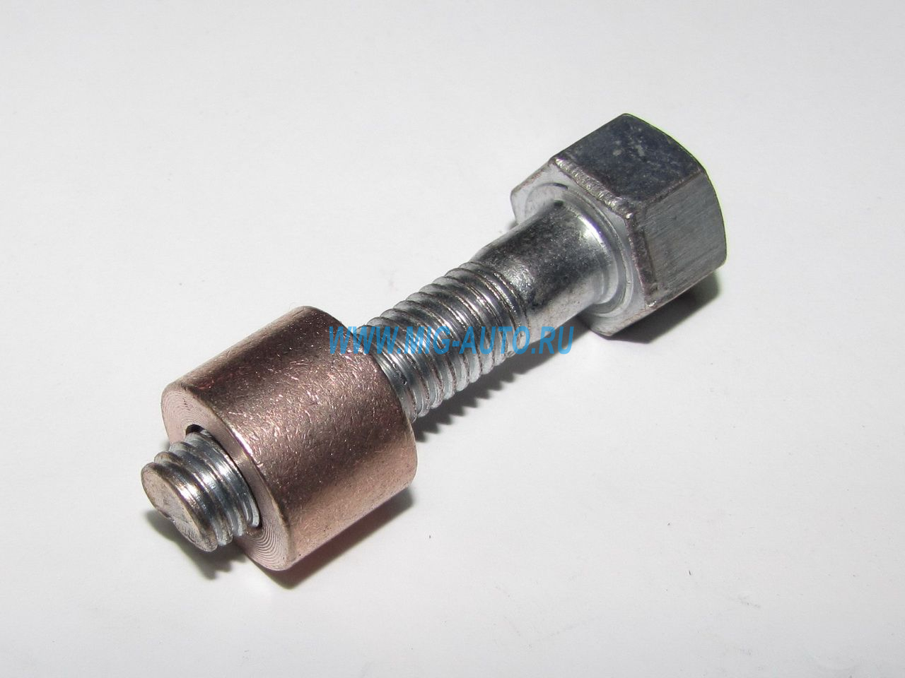 Болт коллектора н/о со втулкой МАЗ 240Н-1008504/510