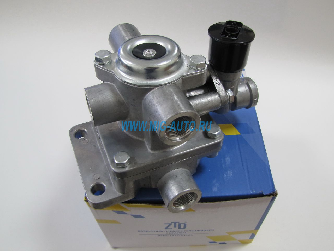 Воздухораспределитель прицепа с краном / ZTD 9758-3531010-01