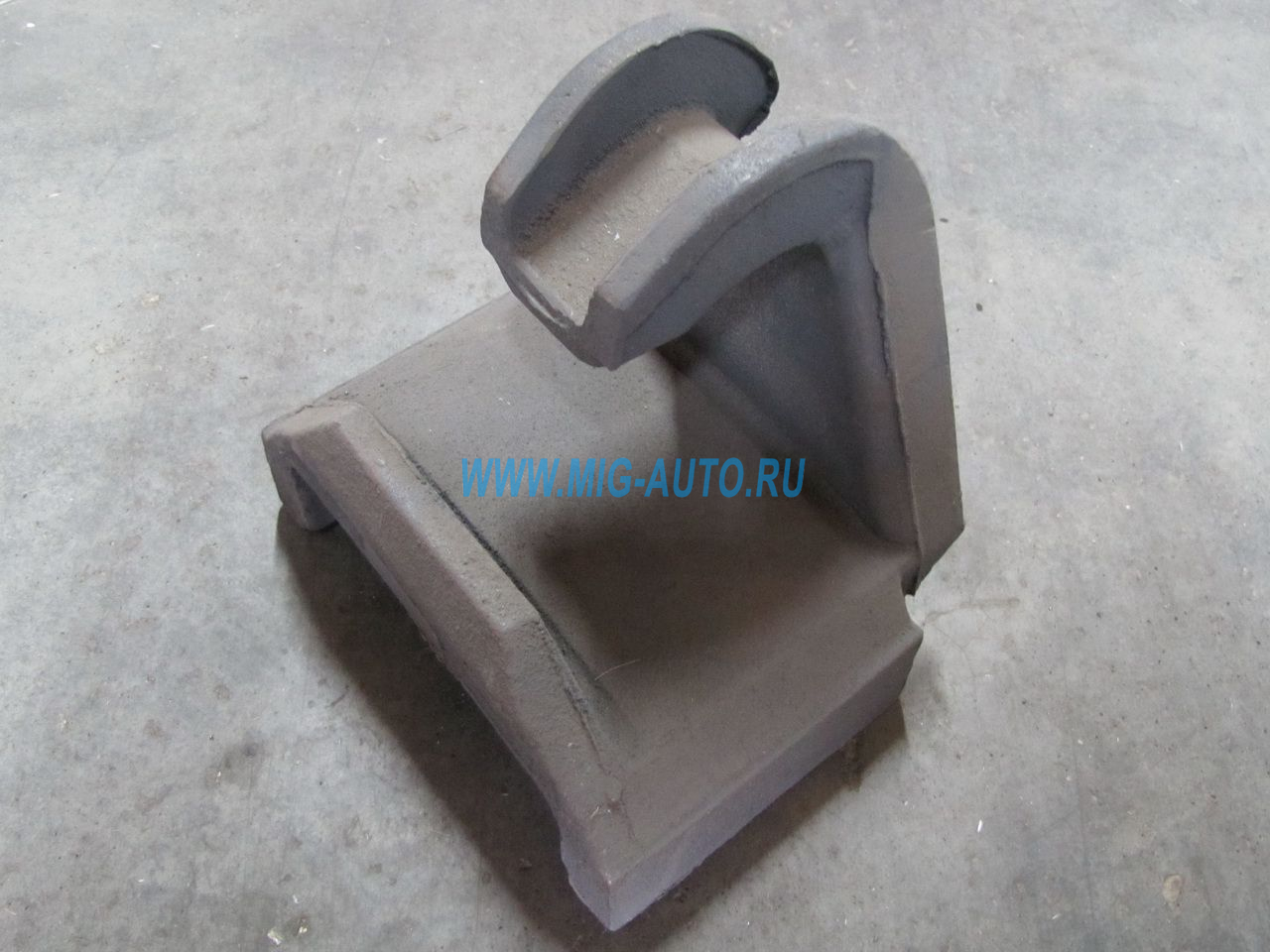 Опора рессоры (кронштейн задней рессоры "Крюк") 6303-2912038