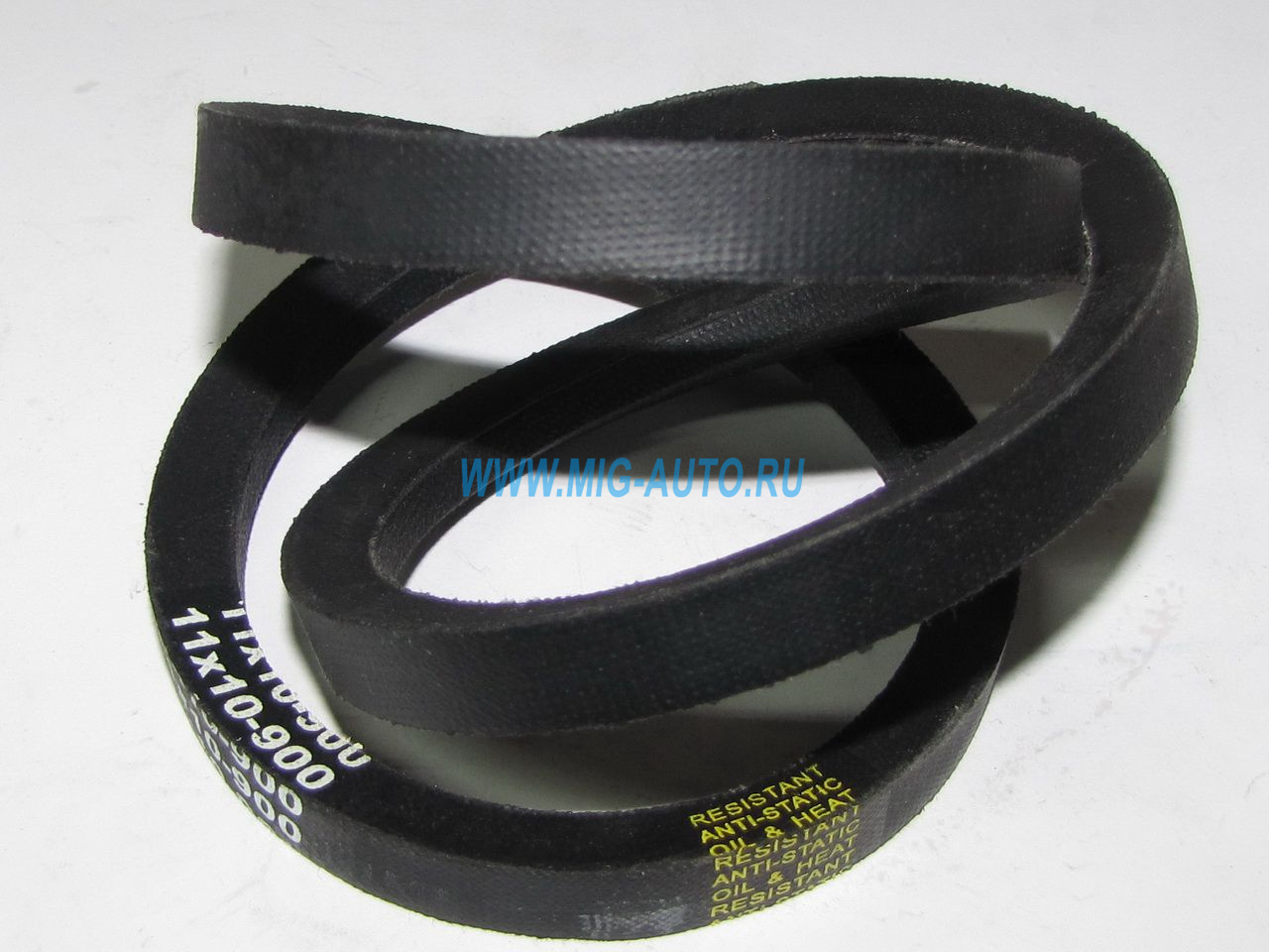 Ремень 900 -11х10 генератора гладкий МАЗ 7511 7511-3701002-15