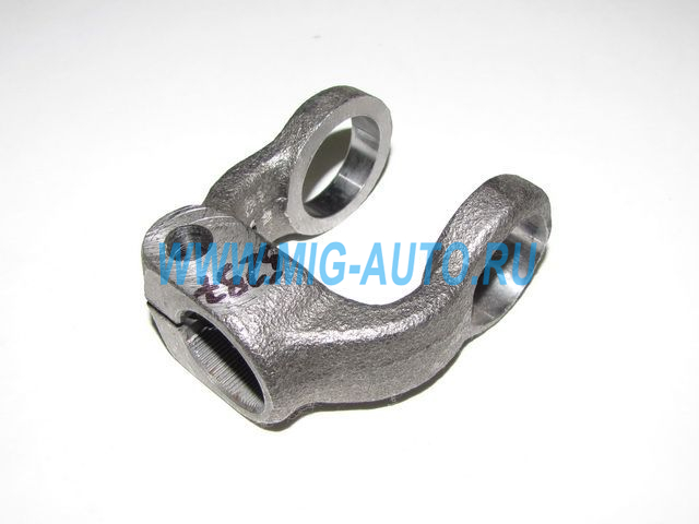 Вилка рулевого карданного вала 5320 со шлицами / ПАО КАМАЗ 5297-3422027