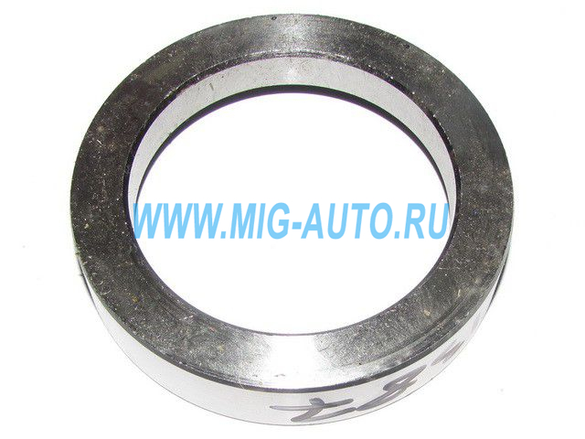 Кольцо манжеты передней ступицы на 6520 6520-3103050