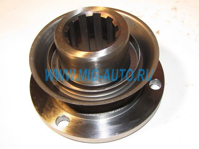 Фланец 036 заднего моста 53205 (круглый шлицы 4 отв.) / ПАО КамАЗ 53205-2402036